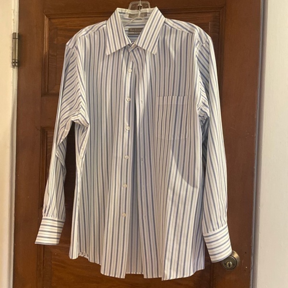 Van Heusen Fitted Dress Shirt